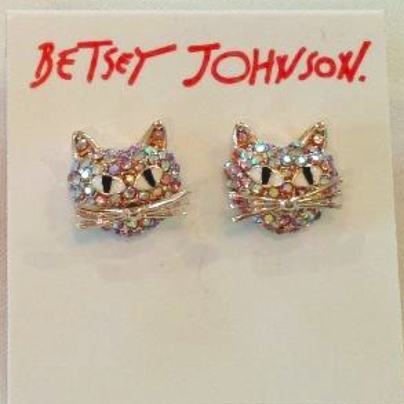 Betsey Johnson Jewelry - **SOLD**  🌹Betsey Johnson Crystal Earrings NWT🌹